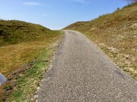 müssen wir auf dem Fahrradweg zurück zum Slufter-Startpunkt laufen. Und dieser Weg ist sehr sehr lang!